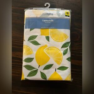 True Living Lemon Tablecloth - Yellow and White